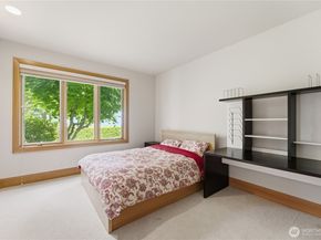 17288 SE 57th Place, Bellevue WA 98006