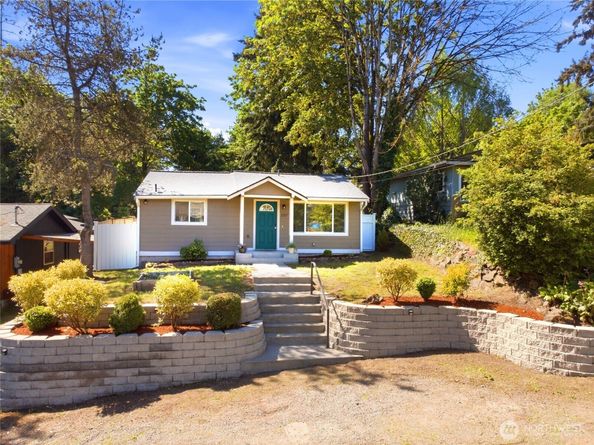 2327 NE 86th Street, Seattle WA 98115