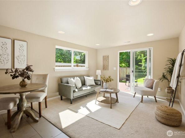 2327 NE 86TH Street, Seattle WA 98115