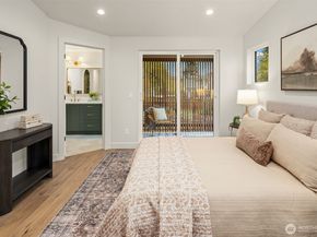 11418 NE 90th Street, Kirkland WA 98033