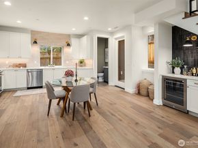 11418 NE 90th Street, Kirkland WA 98033