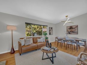 11633 18th Avenue SW, Burien WA 98146