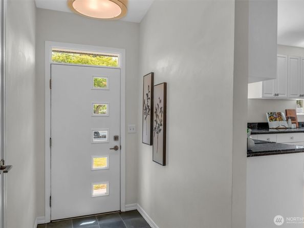 11633 18th Avenue SW, Burien WA 98146