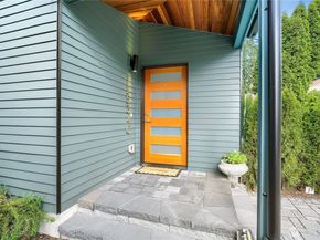12534 C 5th Avenue NE, Seattle WA 98125
