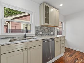 742 S Director Street, Seattle WA 98108