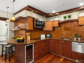 3028 Western Avenue 501, Seattle WA 98121