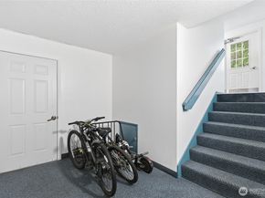 5620 200th Street SW A104, Lynnwood WA 98036