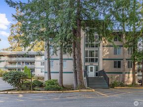 5620 200th Street SW A104, Lynnwood WA 98036