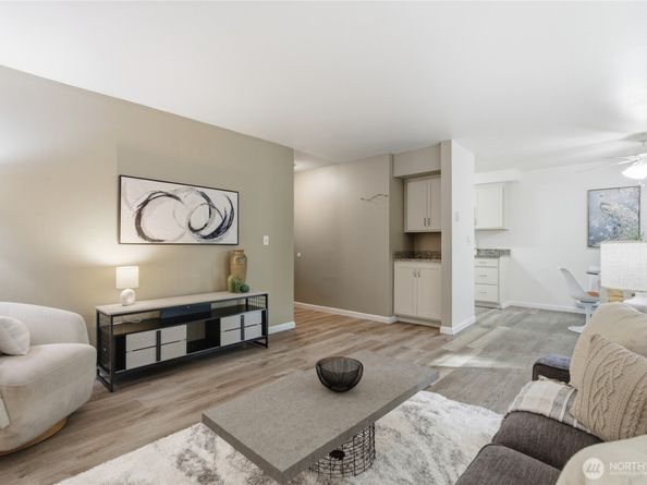 5620 200th Street SW A104, Lynnwood WA 98036