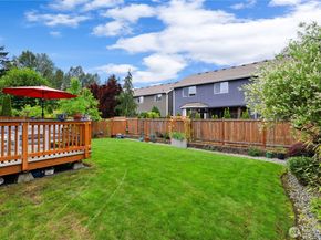 5208 NE 8th Court, Renton WA 98059