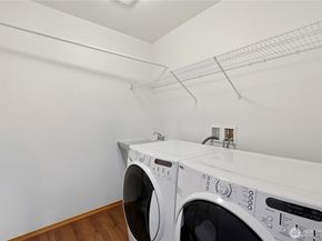 5208 NE 8th Court, Renton WA 98059