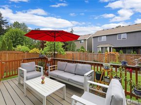 5208 NE 8th Court, Renton WA 98059