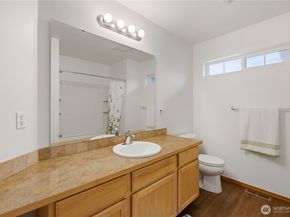 5208 NE 8th Court, Renton WA 98059