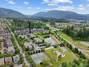 1931 23rd Place NE 202, Issaquah WA 98029