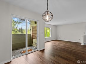 1931 23rd Place NE 202, Issaquah WA 98029
