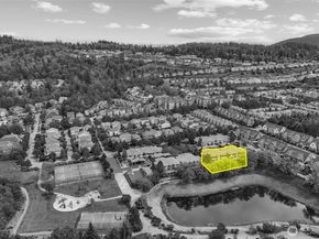 1931 23rd Place NE 202, Issaquah WA 98029