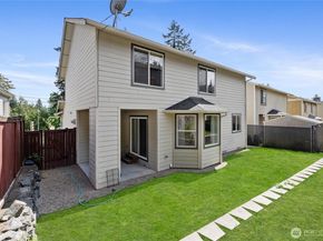 1641 Bayview Drive W, Bremerton WA 98312