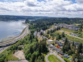 1641 Bayview Drive W, Bremerton WA 98312