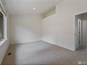 1641 Bayview Drive W, Bremerton WA 98312