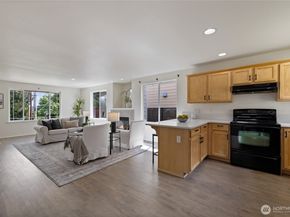 1641 Bayview Drive W, Bremerton WA 98312