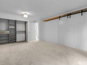 760 W Sunset Way, Issaquah WA 98027