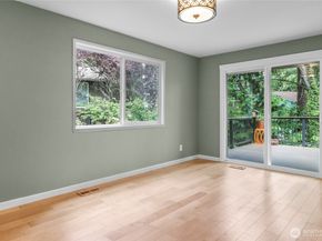 760 W Sunset Way, Issaquah WA 98027