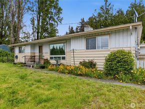 22616 24th Avenue S, Des Moines WA 98198