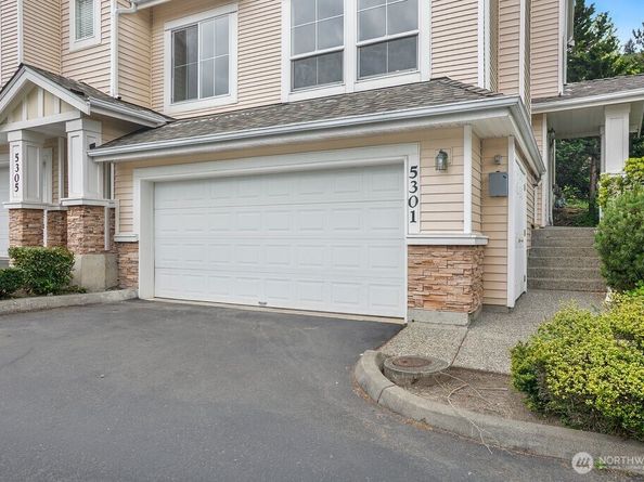 5301 164th Avenue SE, Bellevue WA 98006