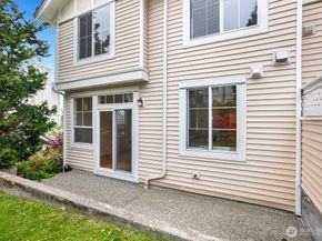 5301 164th Avenue SE, Bellevue WA 98006