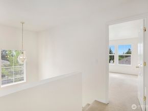 5301 164th Avenue SE, Bellevue WA 98006