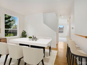 5301 164th Avenue SE, Bellevue WA 98006
