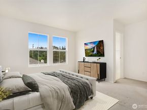 5301 164th Avenue SE, Bellevue WA 98006