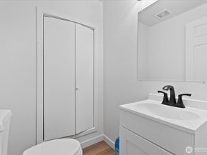 538 Railroad Avenue S, Kent WA 98032