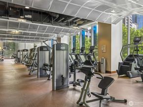 737 Olive Way 3701, Seattle WA 98101
