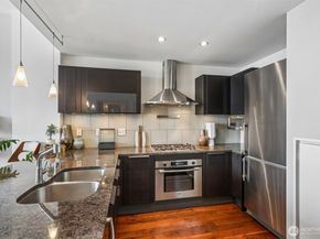 737 Olive Way 3701, Seattle WA 98101