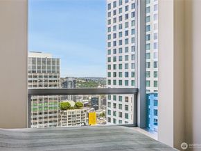 737 Olive Way 3701, Seattle WA 98101
