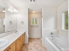 28406 34th Lane S, Auburn WA 98001