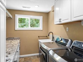 23811 NE 43rd Street, Redmond WA 98053