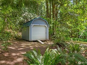 23811 NE 43rd Street, Redmond WA 98053