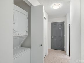 9416 1st Avenue NE 111, Seattle WA 98115