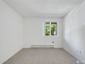 9416 1st Avenue NE 111, Seattle WA 98115