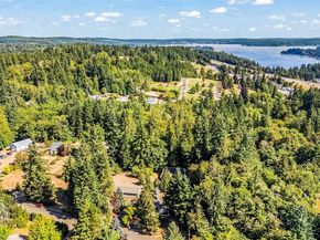 54 Sunnyhill Road W, Bremerton WA 98312