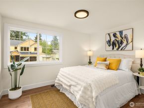 627 166th Avenue NE, Bellevue WA 98008