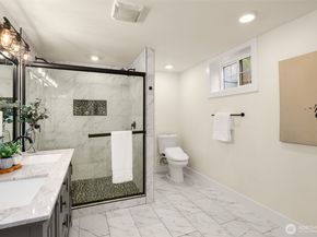 627 166th Avenue NE, Bellevue WA 98008