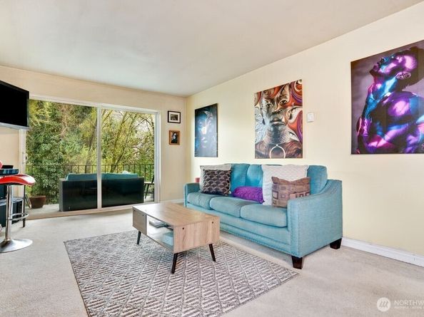 4525 S Henderson Street 302, Seattle WA 98118