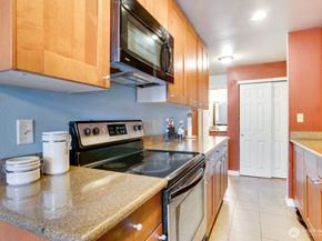 4525 S Henderson Street 302, Seattle WA 98118