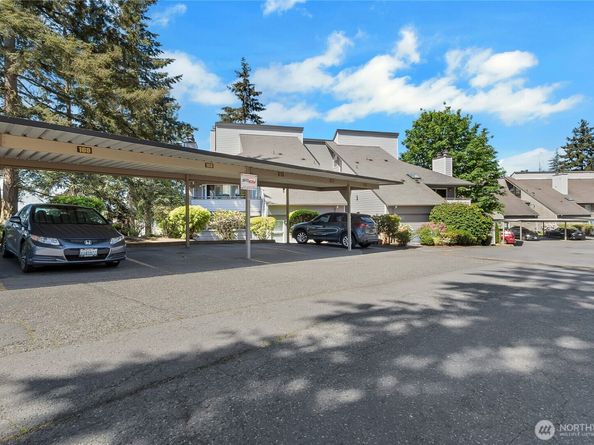 2502 S 317th Street 303, Federal Way WA 98003