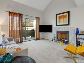 2502 S 317th Street 303, Federal Way WA 98003