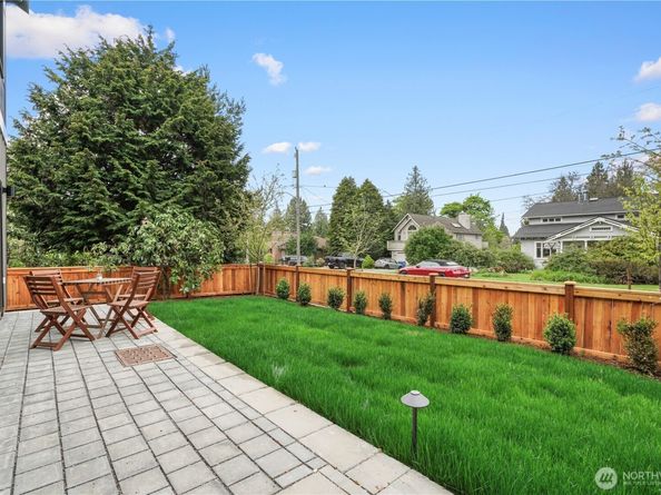 13022 Corliss Avenue N, Seattle WA 98133