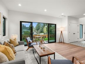 13022 Corliss Avenue N, Seattle WA 98133